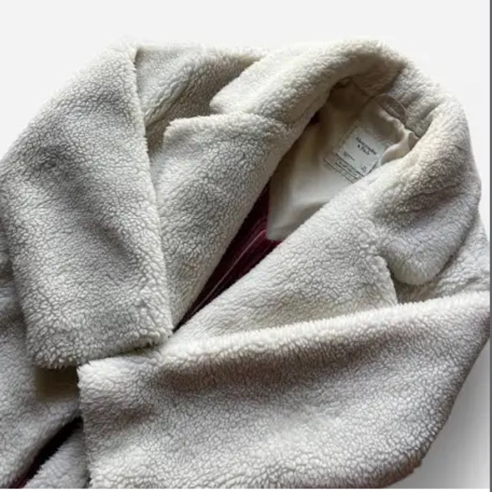 Abercrombie & Fitch Teddy Coat